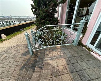 CUSTOM WROGHT IRON RAILING