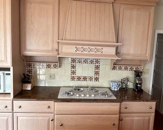 ENTIRE KITCHEN FOR SALE!