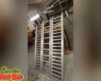 Like New Haulmaster TriFold Aluminum Trailer Ramp