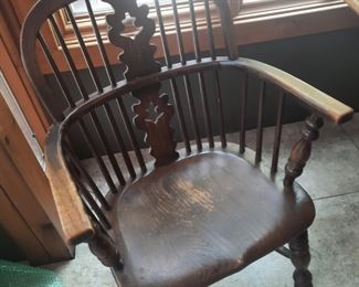 VINTAGE CHAIRS