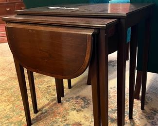 LOVELY SET OF MAHOGANY NESTING TABLES