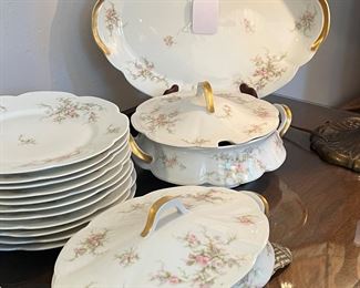 NICE SET OF HAVILAND LIMOGE CHINA