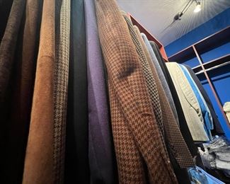 SPORT COATS SIZE 46