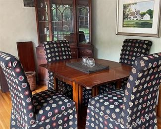 Dining g room set