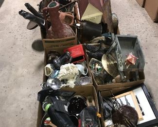 Furniture, Grills, tools, appliances, collectibles, art, Vanity, Water heather, Jewelry  Orlando Estate Auction