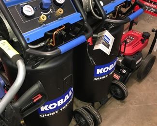 Furniture, Grills, tools, appliances, collectibles, art, comic books, Vanity, Water heather, Jewelry,  storage tracks Orlando Estate Auction