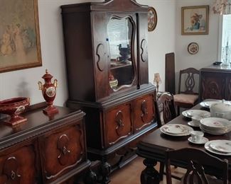10 piece 1930s Dining Set. Table, 6 chairs, China cabinet, sideboard, server.