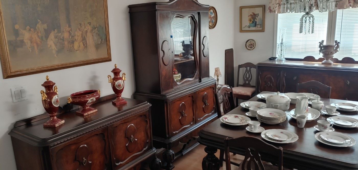 10 piece 1930s Dining Set. Table, 6 chairs, China cabinet, sideboard, server.