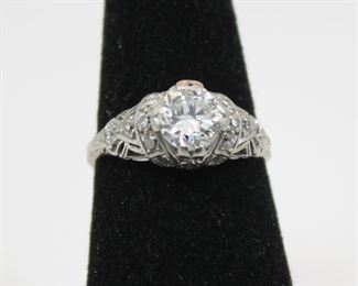 18K White Gold and Diamond Ring