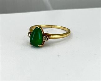 14K yellow gold ring with teardrop shape Emerald stone & Diamonds. 2.60gr $120.-