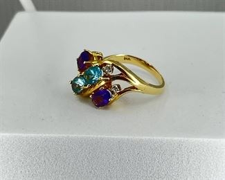 14K yellow gold with Amethyst & Blue Topaz & Diamonds Ring. 6.30gr. $290.-