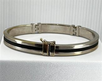 14K white gold Bracelet with Black Rubber. 25.00 gr. $995.-