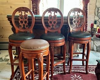 BAR & CHAIRS