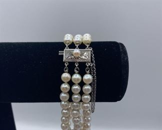 Ladies Triple Strand Akoya Pearl Bracelet