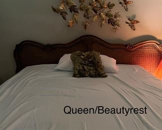 Queen size bed , Beauty Rest 