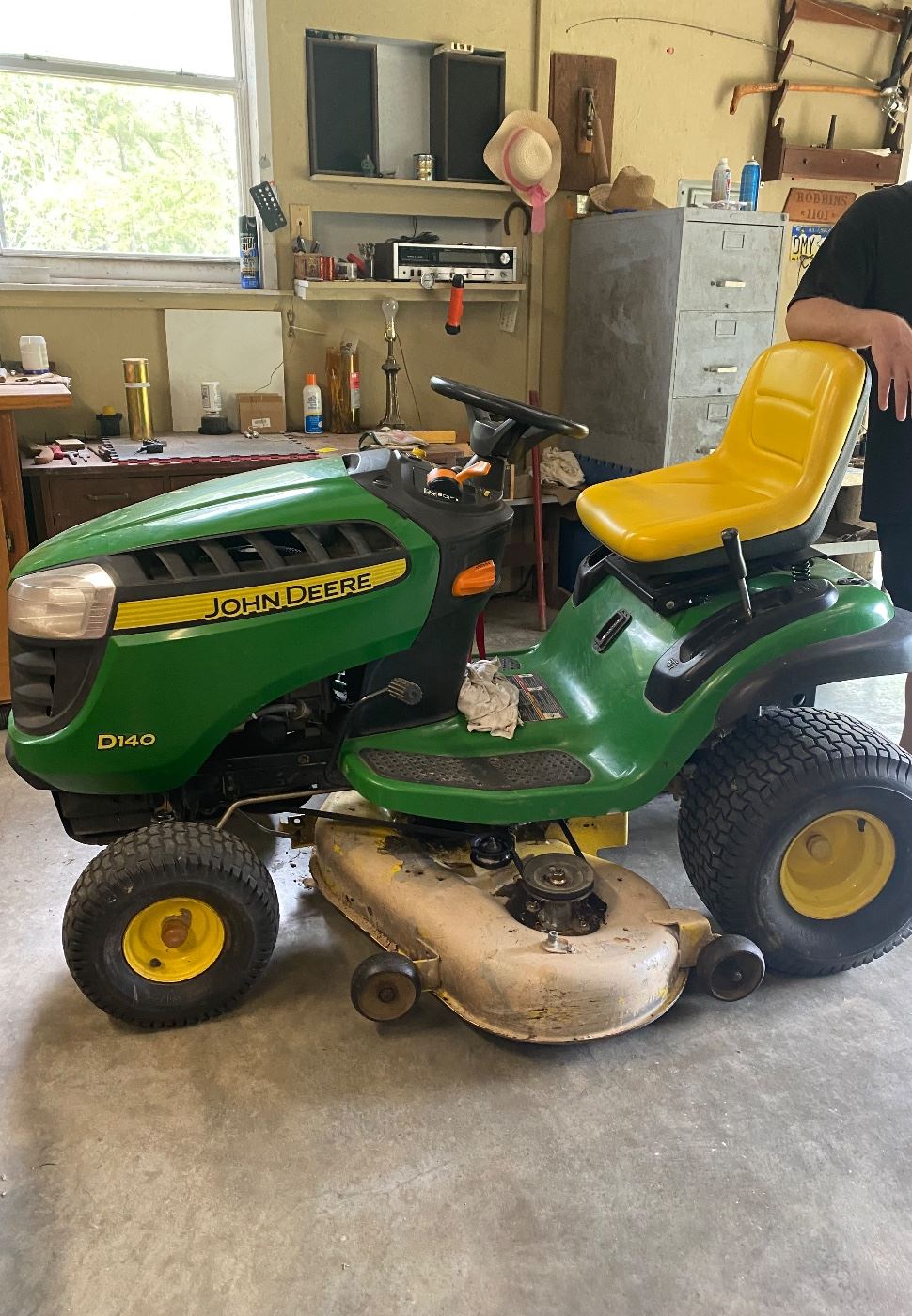 John Deere D140, 22 HP