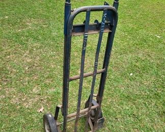 Heavy duty handtruck