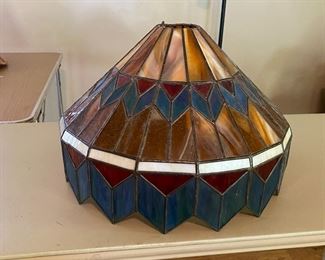 Tiffany style hanging shade