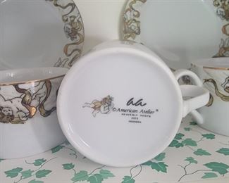 American Atelier 12 place luncheon set