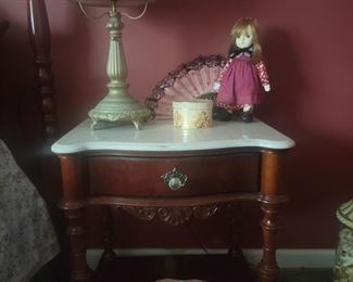 Gorgeous vintage Rose shade lamp