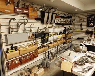 Kitchen & Bathroom Faucets