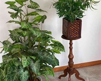 Plant stand with Artificial plants