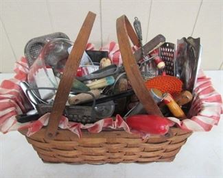 Kitchen Utensils & Kitchen Items