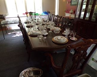 Mahogany table & 8 chairs