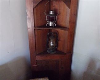 corner cabinet