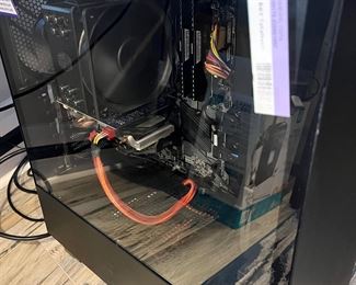 NZXT Gaming PC with 22" AOC LCD Monitor 12/2021