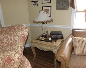 Pair of side tables, bricabrac
