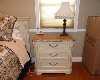 Pair of Thomasville night tables