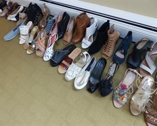 Designer shoes size 8-8.5