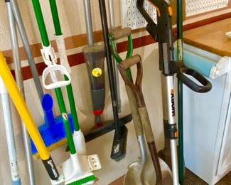 Group of outdoor & clean up tools