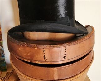 Youmans top hat with hat box