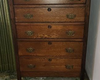 Oak Chest with wheels 