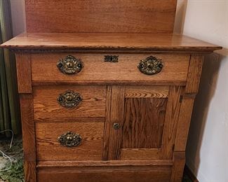 Oak Wash Stand