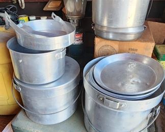 Vintage aluminum cookware 2 sets.