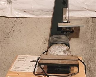 Craftsman 1 Inch Belt 6 Inch Disc Sander on Stand