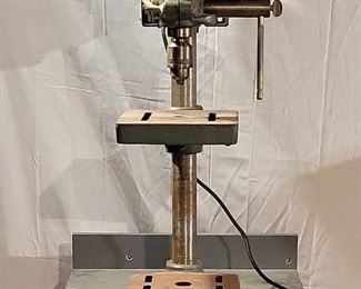 Delta Drill Press Affixed to 8 Drawer Wheeled Cabinet