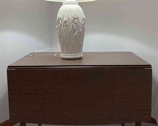 Vintage Drop Leaf Table 1984 Ceramic Lamp