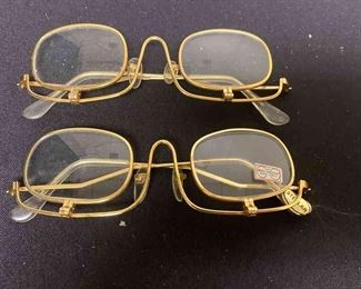 Spectacular Spectacles