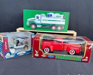 Vintage Toy Car Collectables Ford Hess