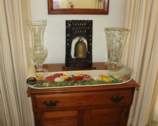 Vintage Tulip Print and Vases & Bell