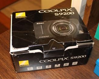 Coolpix 9200 Camera