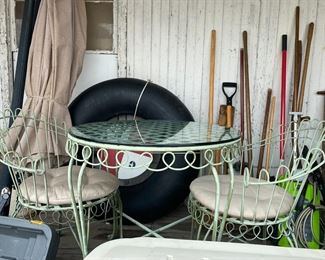 parlor patio set