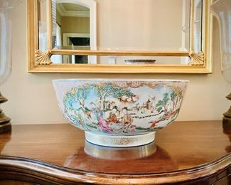 18th c. Chinese export Famille Rose punch bowl in the Mandarin pallatte- interior overspray 
