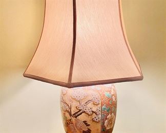 Chinese porcelain lamp
