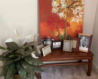 Table Flower and Frames