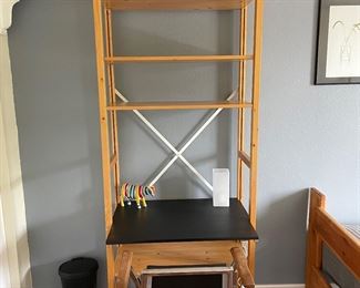 Shelf desk, desk can be removed 